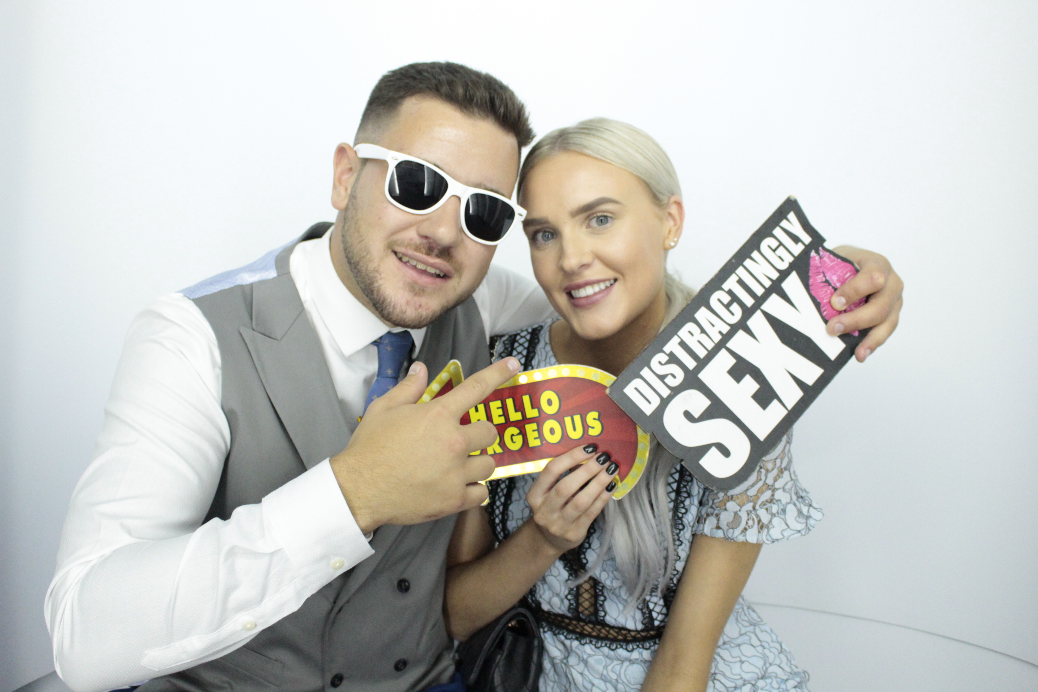 Louise & Dan's Big Day | View more photos from the event at gallery.myphotoboothexperience.co.uk/u/MyPhotoBoothExperienceLtd/Louise-Dans-Big-Day